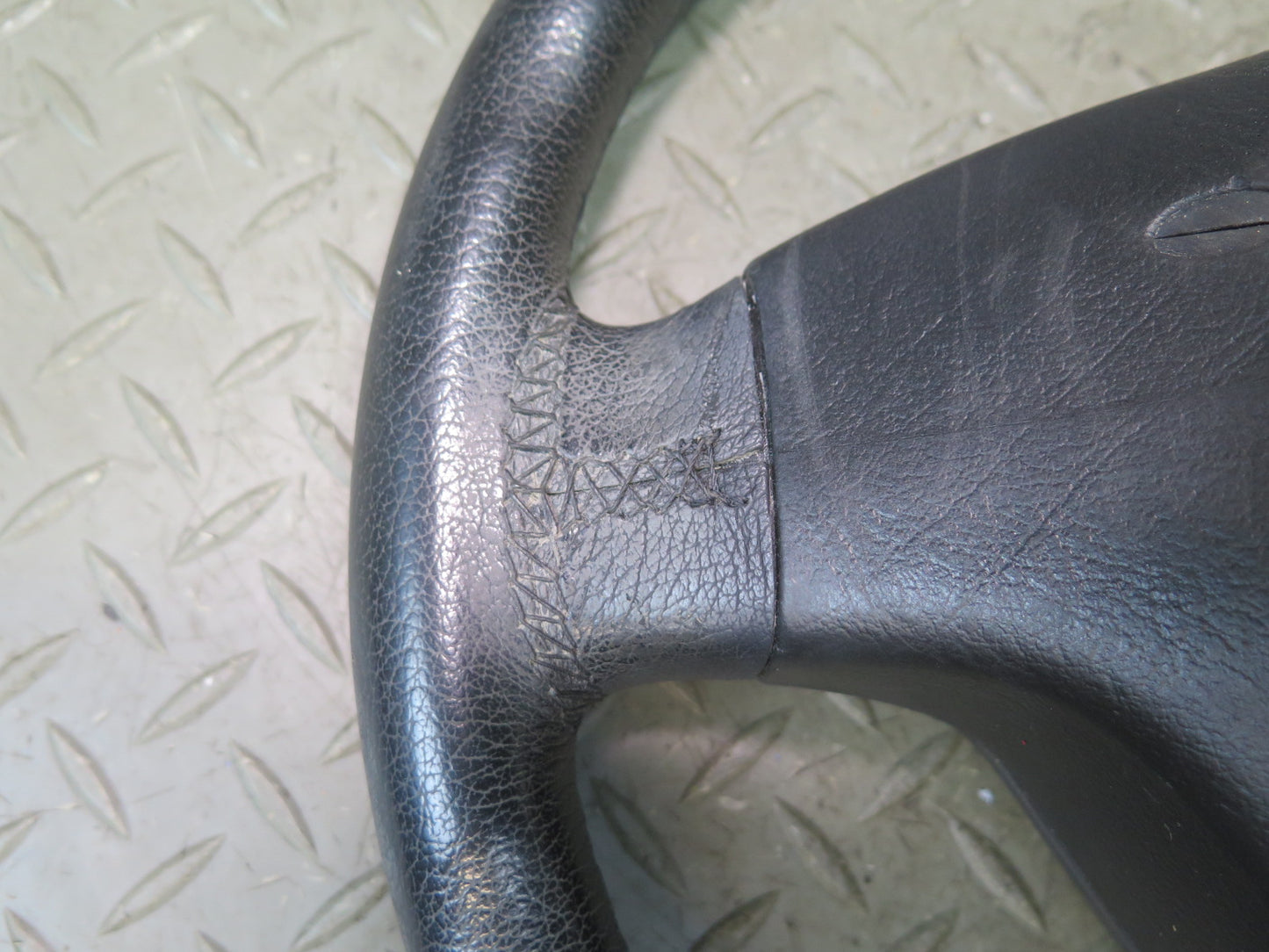 01-06 BMW E46 330ci 3-SPOKE Leather Sport Steering w Controls Black OEM