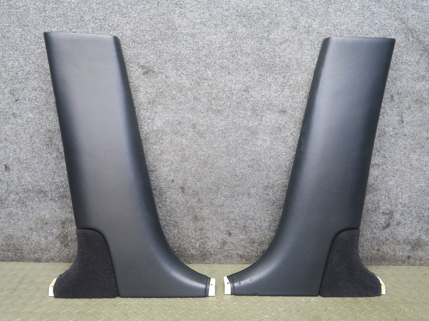 04-06 Lexus UCF30L LS430 Center Left & Right Lower B Pillar Trim Cover Panel OEM