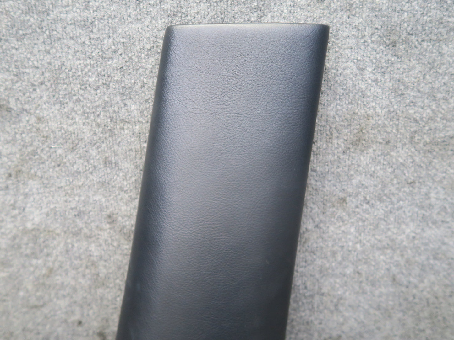 04-06 Lexus UCF30L LS430 Center Left & Right Lower B Pillar Trim Cover Panel OEM