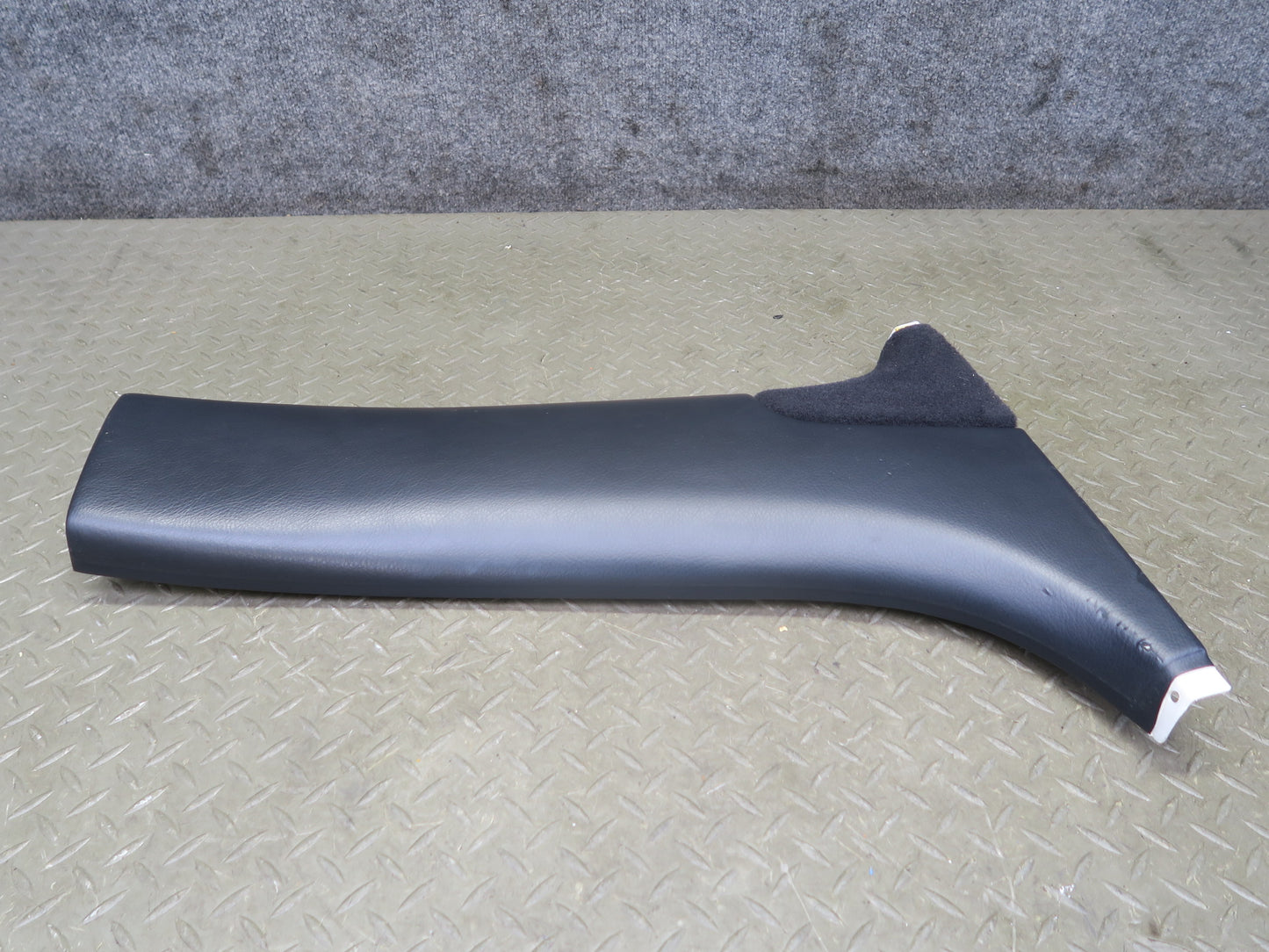 04-06 Lexus UCF30L LS430 Center Left & Right Lower B Pillar Trim Cover Panel OEM