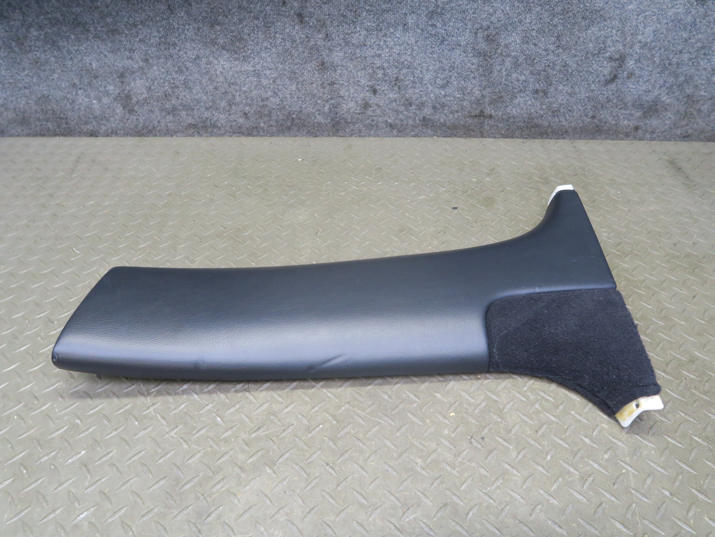 04-06 Lexus UCF30L LS430 Center Left & Right Lower B Pillar Trim Cover Panel OEM