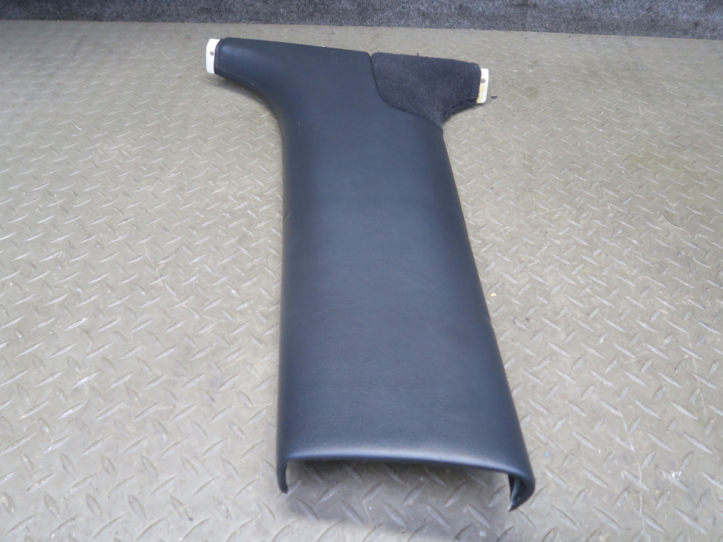 04-06 Lexus UCF30L LS430 Center Left & Right Lower B Pillar Trim Cover Panel OEM