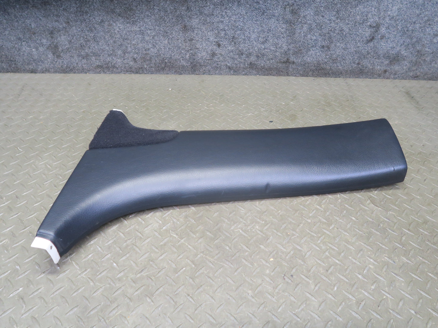04-06 Lexus UCF30L LS430 Center Left & Right Lower B Pillar Trim Cover Panel OEM