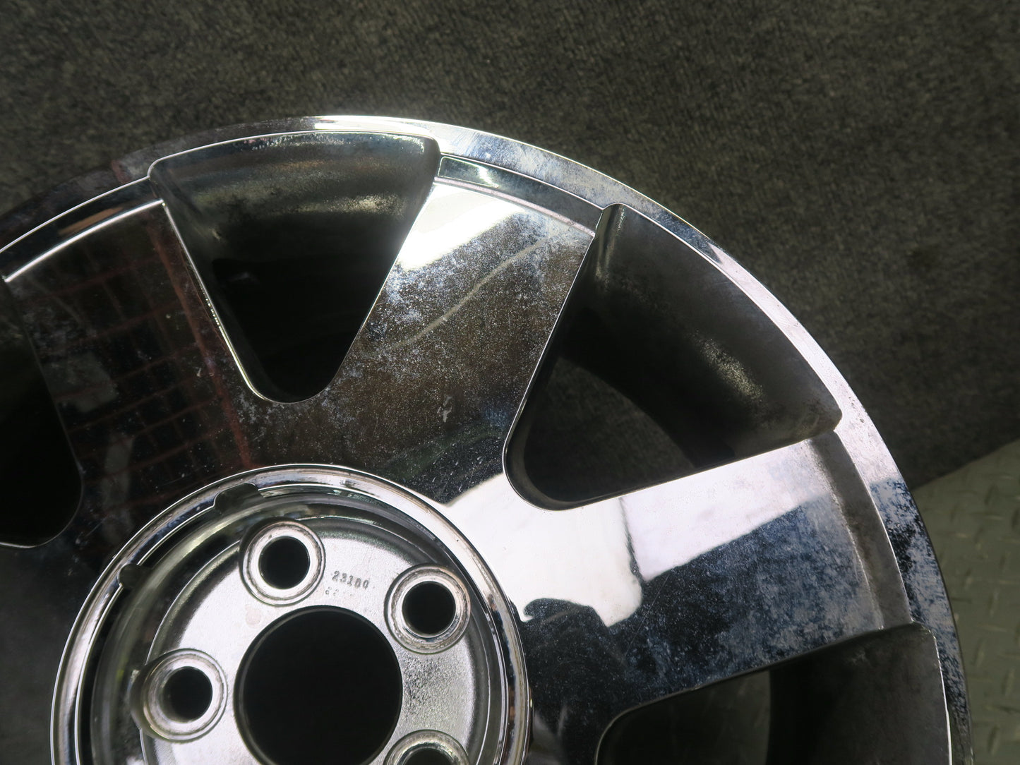 02-03 Ford Thunderbird Factory R17 17" Wheel Rim Chrome 17x7.5J ET60 OEM