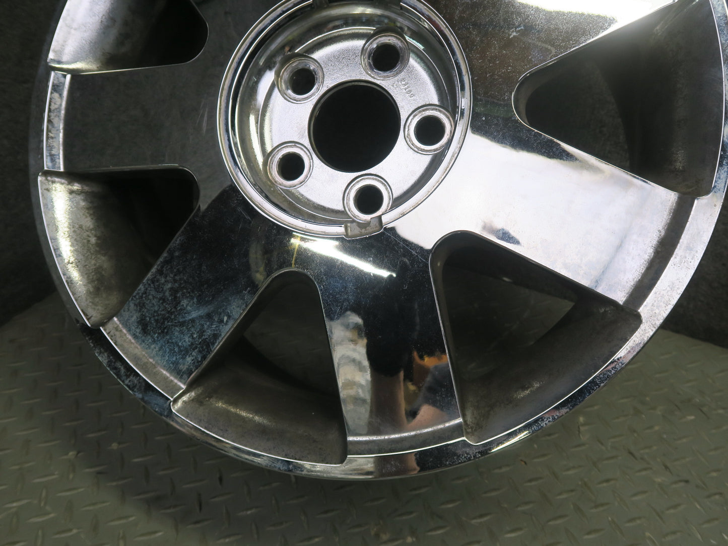 02-03 Ford Thunderbird Factory R17 17" Wheel Rim Chrome 17x7.5J ET60 OEM
