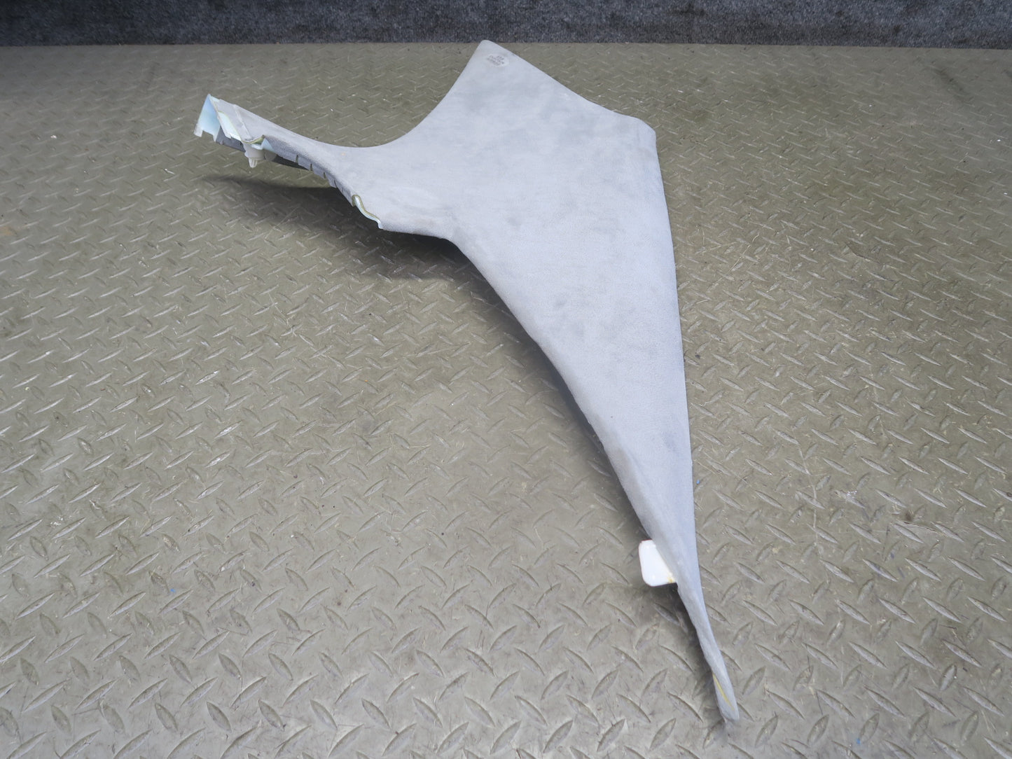 04-06 Lexus UCF30L LS430 Rear Left & Right Interior C Pillar Trim Panel OEM