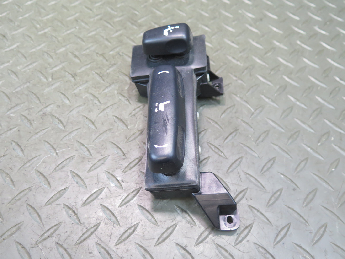 04-06 Lexus UCF30L LS430 Set of 3 Front Right Passenger Seat Switch Black OEM