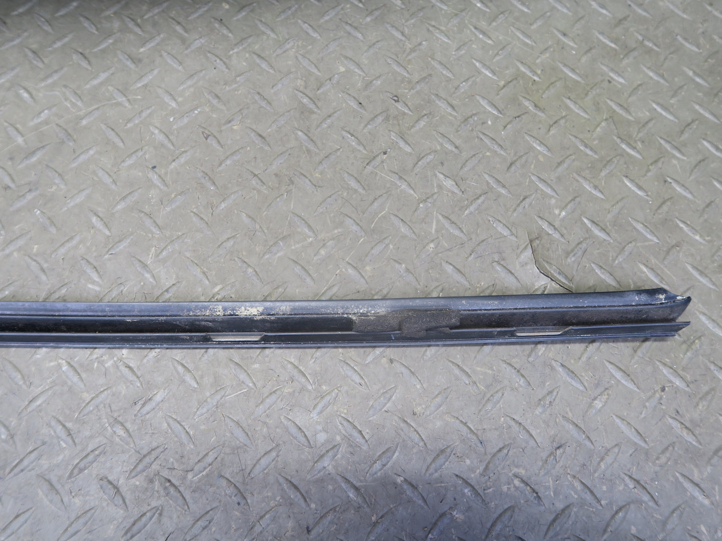 01-06 Lexus UCF30L LS430 Set of 2 Front Windshield A Pillar Trim Molding OEM
