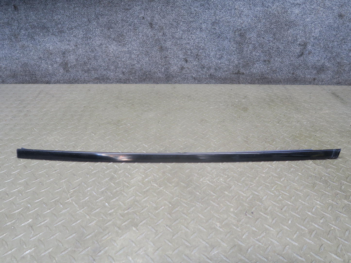 01-06 Lexus UCF30L LS430 Set of 2 Front Windshield A Pillar Trim Molding OEM