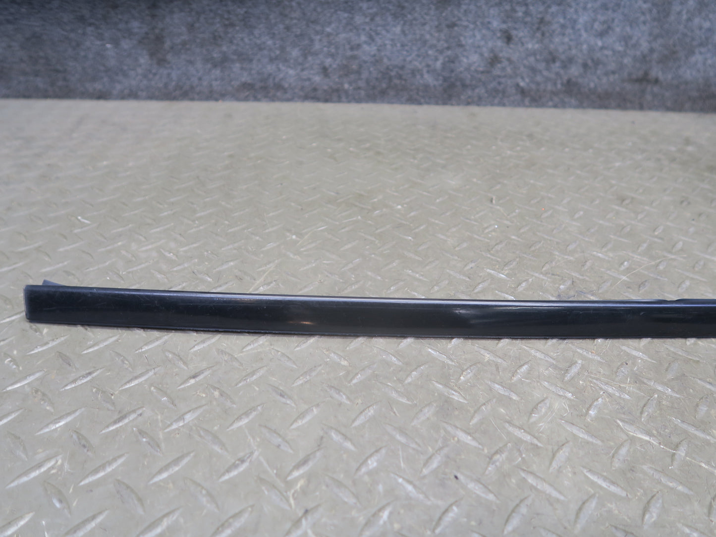01-06 Lexus UCF30L LS430 Set of 2 Front Windshield A Pillar Trim Molding OEM