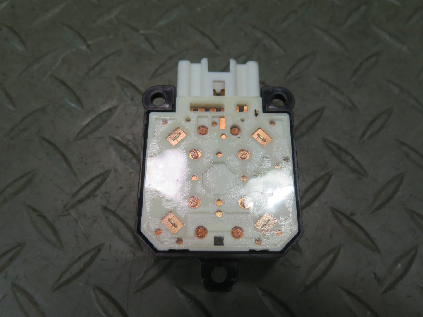 04-06 Lexus UCF30L LS430 Set of 3 Front Left Driver Seat Switch Black OEM