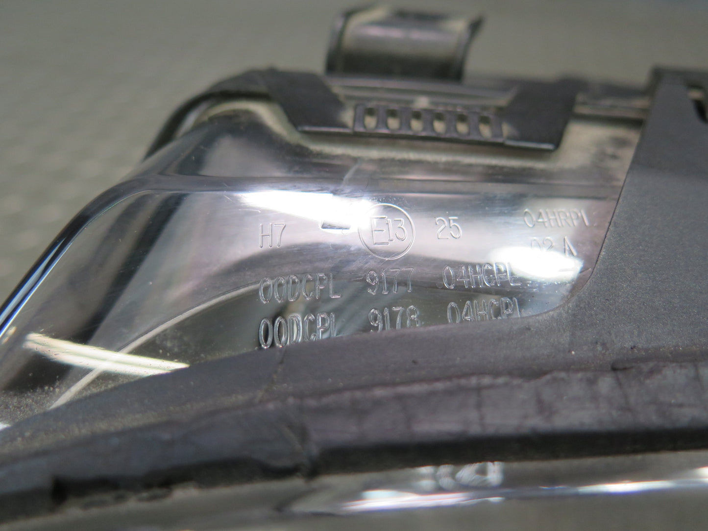 2001 BMW E46 330ci Coupe Convert Front Left Xenon HID Headlight Lamp w Trim OEM