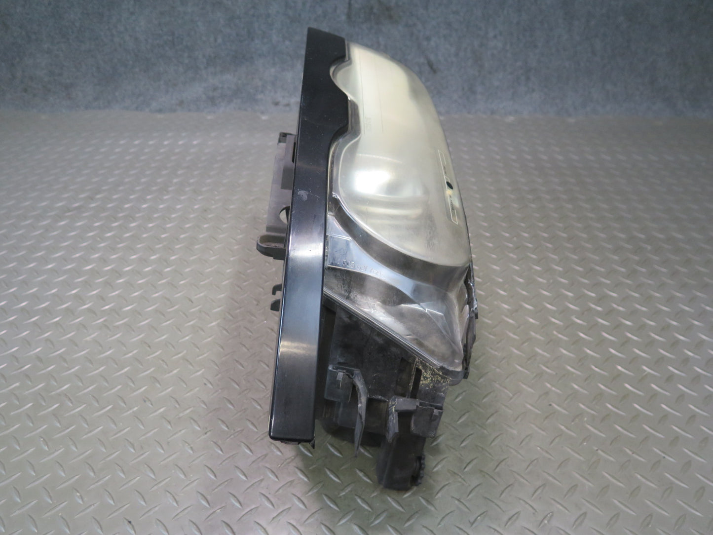 2001 BMW E46 330ci Coupe Convert Front Left Xenon HID Headlight Lamp w Trim OEM