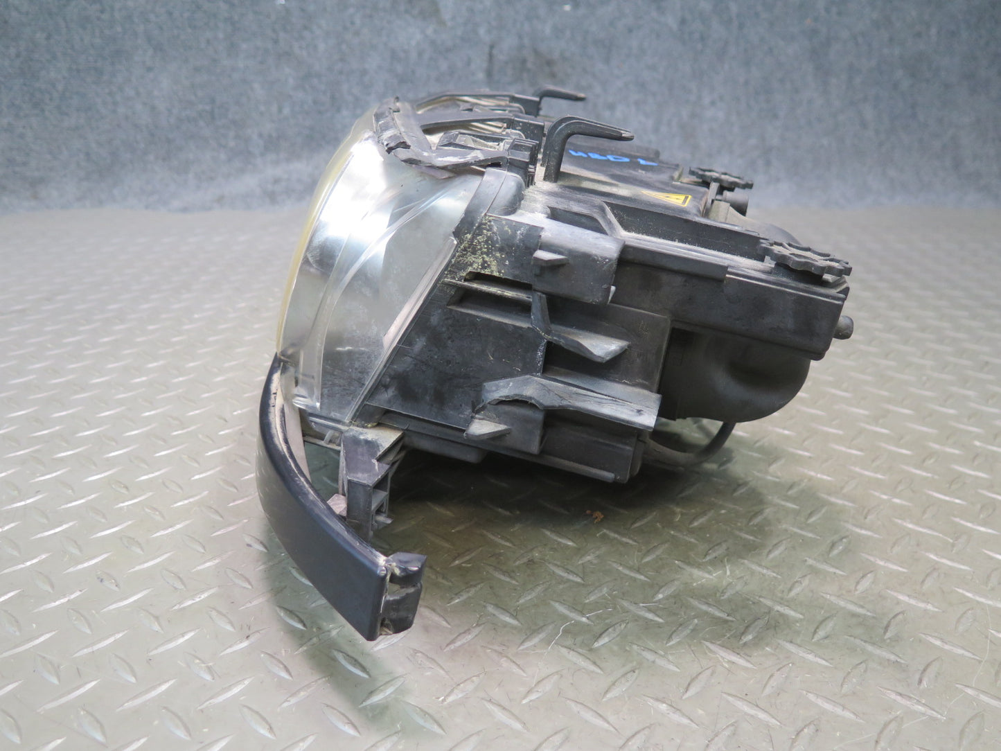 2001 BMW E46 330ci Coupe Convert Front Left Xenon HID Headlight Lamp w Trim OEM