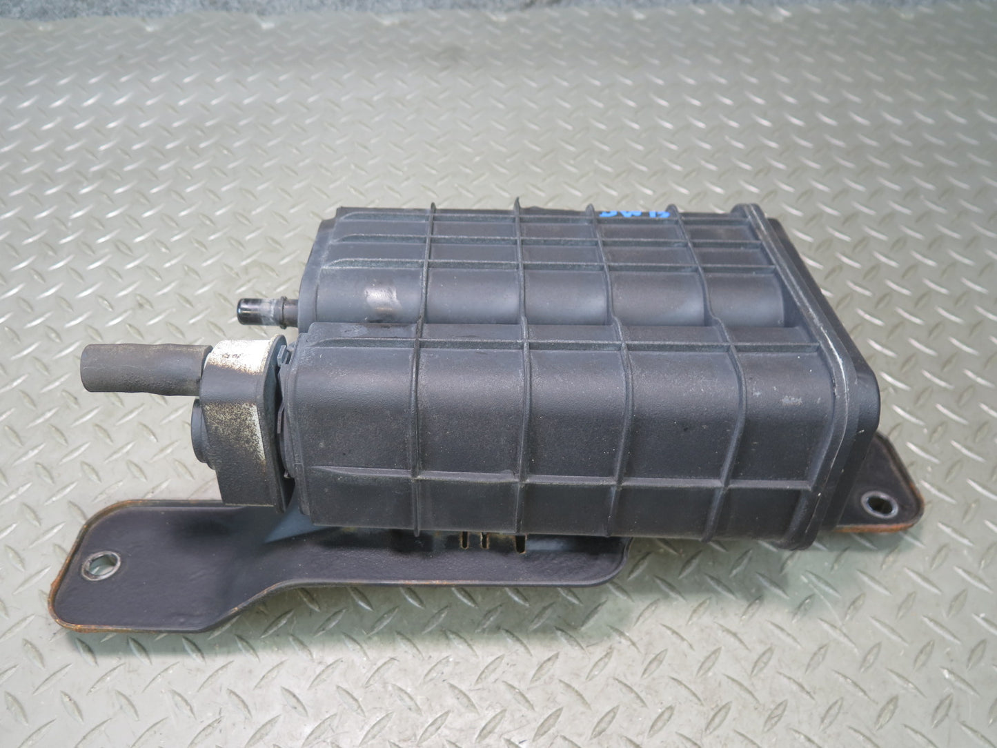 07-10 Jeep Wrangler JK Fuel Evap Vapor Charcoal Canister OEM
