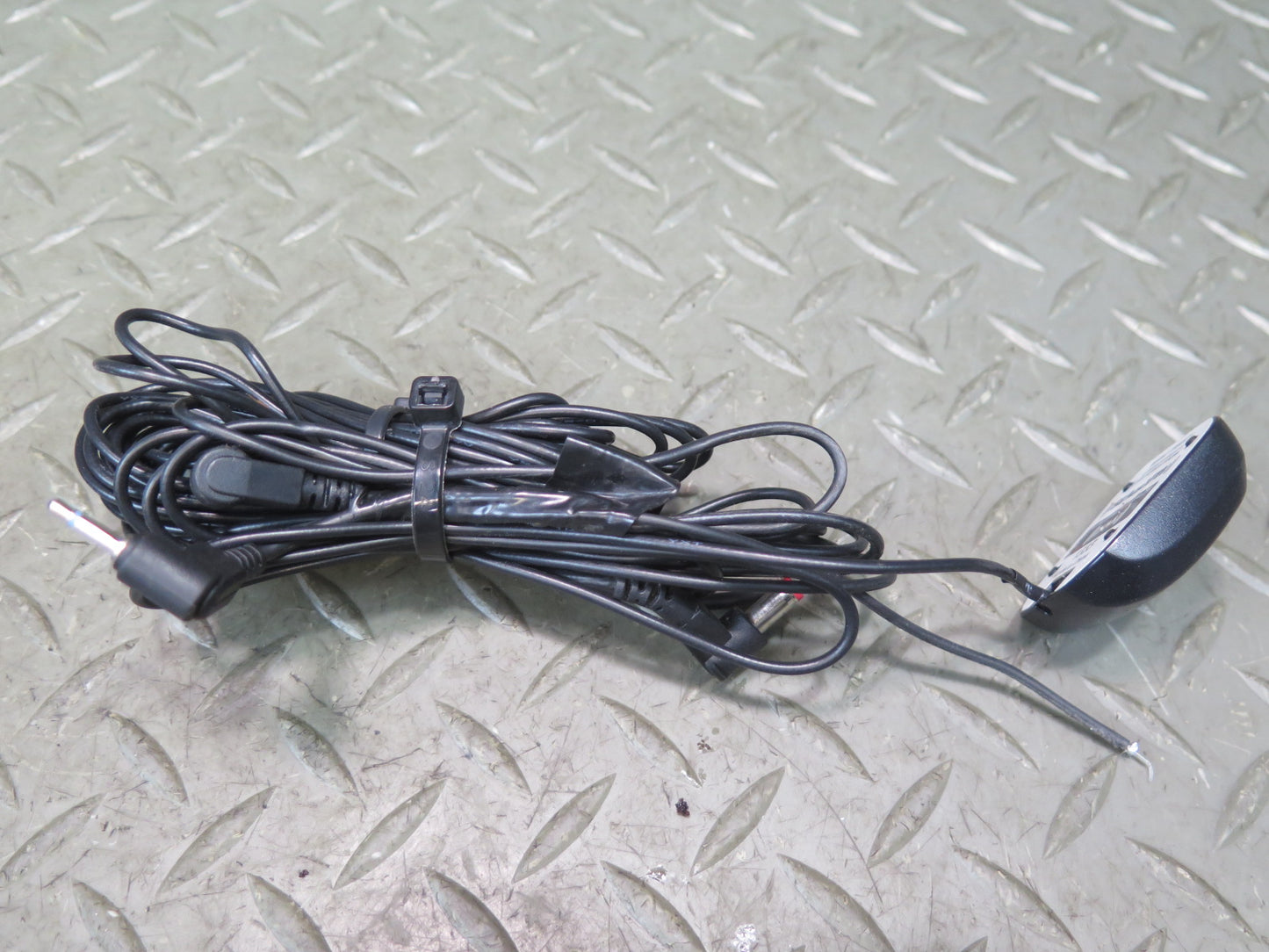 Sirius XM Satellite Radio Receiver XDPIV2 w Antenna & Charger