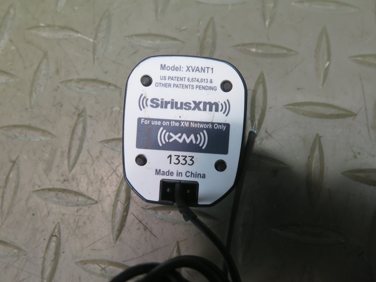 Sirius XM Satellite Radio Receiver XDPIV2 w Antenna & Charger