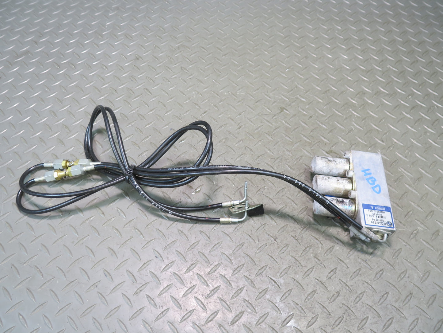 01-06 BMW E46 330ci Convert TOP Roof Hydraulic Valve Control Block w Hoses OEM