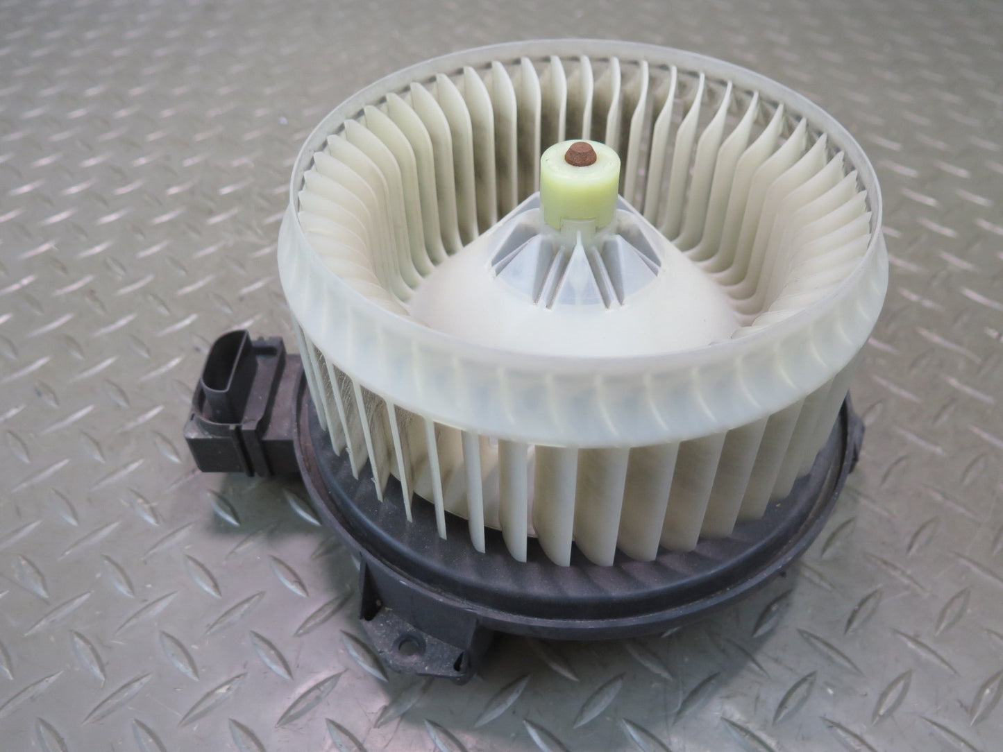 07-10 Jeep Wrangler JK A/C Heater Blower Motor Fan w Resistor OEM
