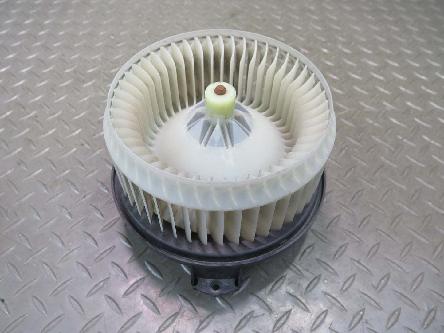 07-10 Jeep Wrangler JK A/C Heater Blower Motor Fan w Resistor OEM