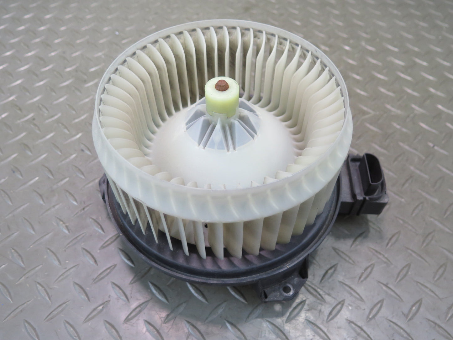 07-10 Jeep Wrangler JK A/C Heater Blower Motor Fan w Resistor OEM