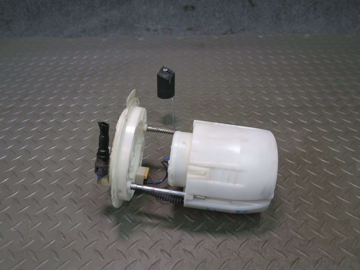 07-10 Jeep Wrangler JK Fuel Pump Level Sensor Assembly OEM