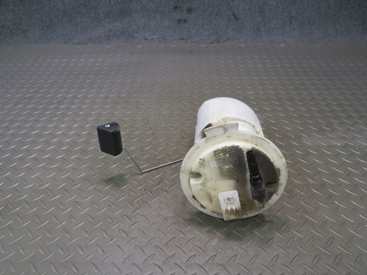 07-10 Jeep Wrangler JK Fuel Pump Level Sensor Assembly OEM