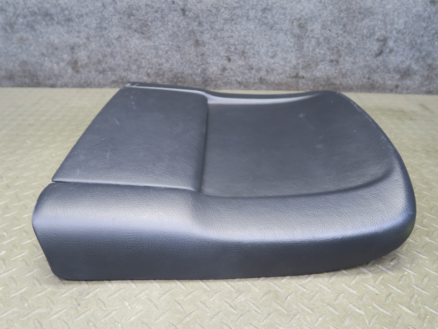 04-06 Lexus UCF30L LS430 Front Left Driver Seat Back Trim Panel Black OEM