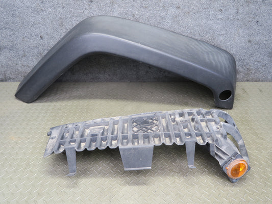 07-10 Jeep Wrangler Rubicon JK Front Right Fender Flare Molding w Bracket OEM