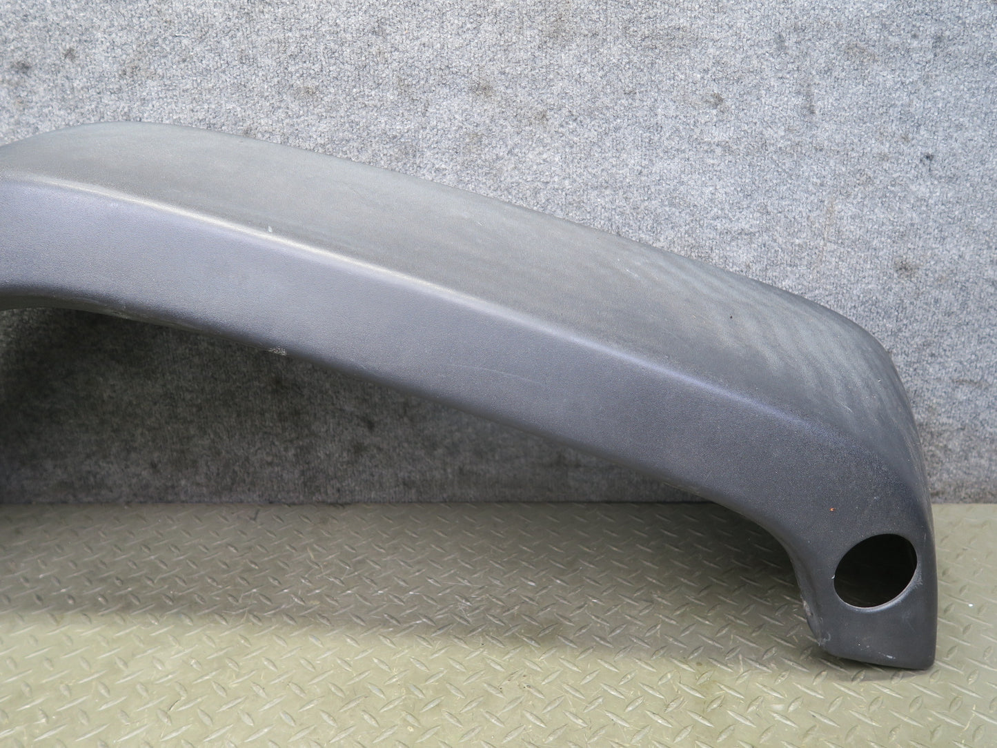 07-10 Jeep Wrangler Rubicon JK Front Right Fender Flare Molding w Bracket OEM