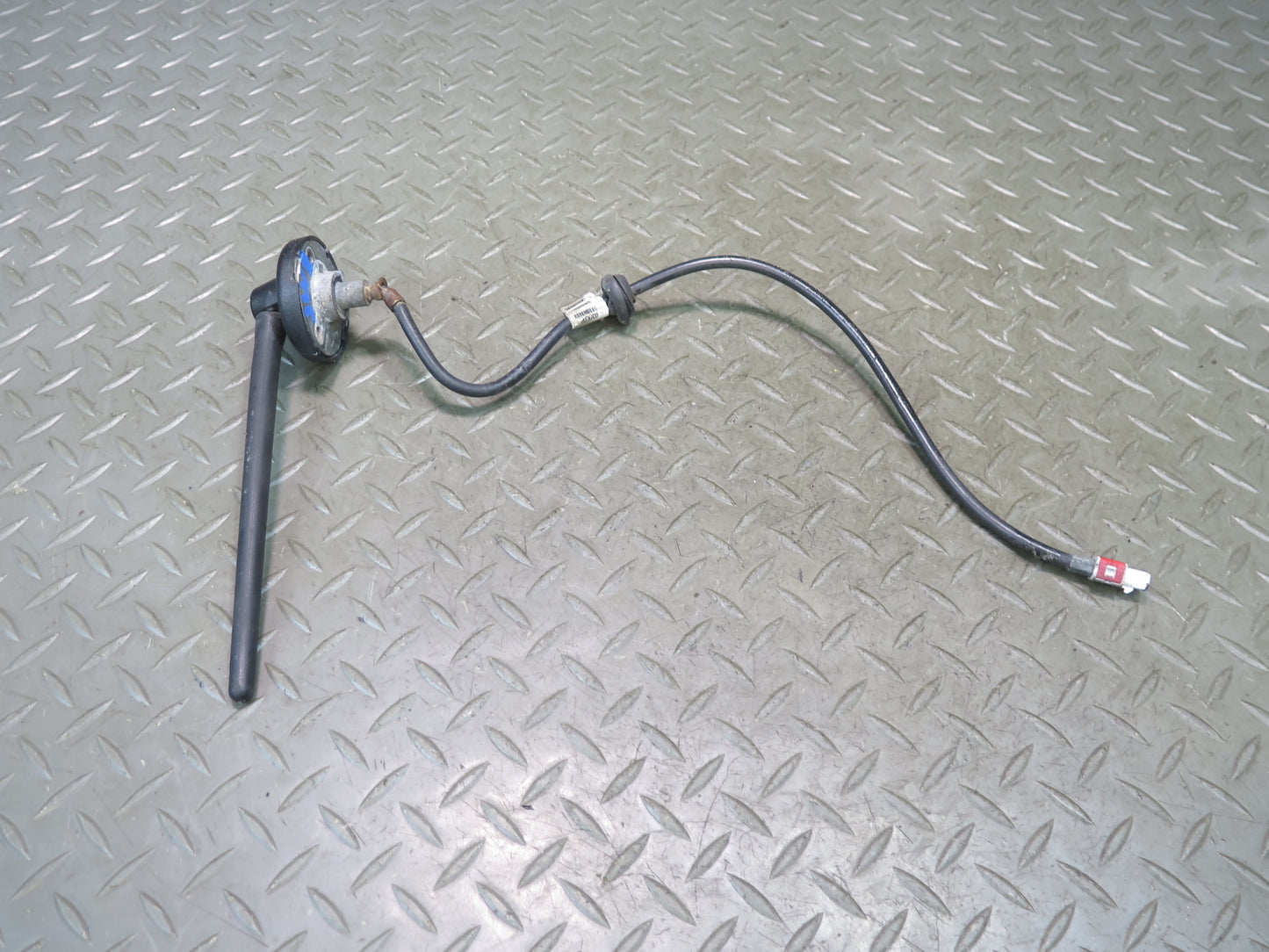 07-10 Jeep Wrangler JK Radio Antenna 56040921AD OEM