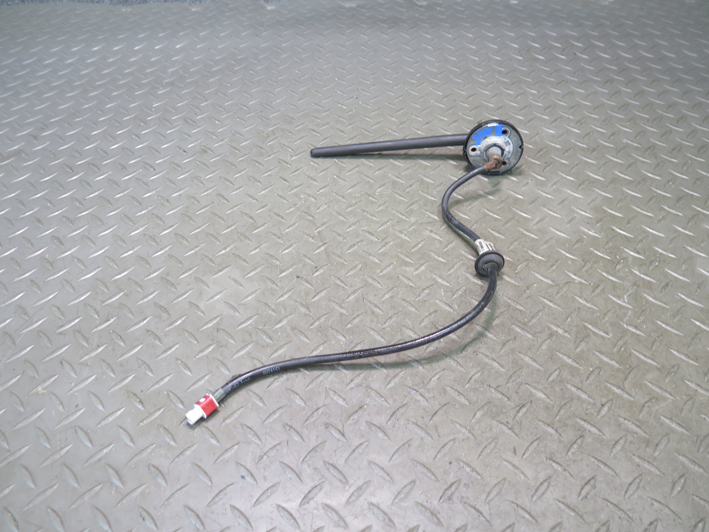 07-10 Jeep Wrangler JK Radio Antenna 56040921AD OEM