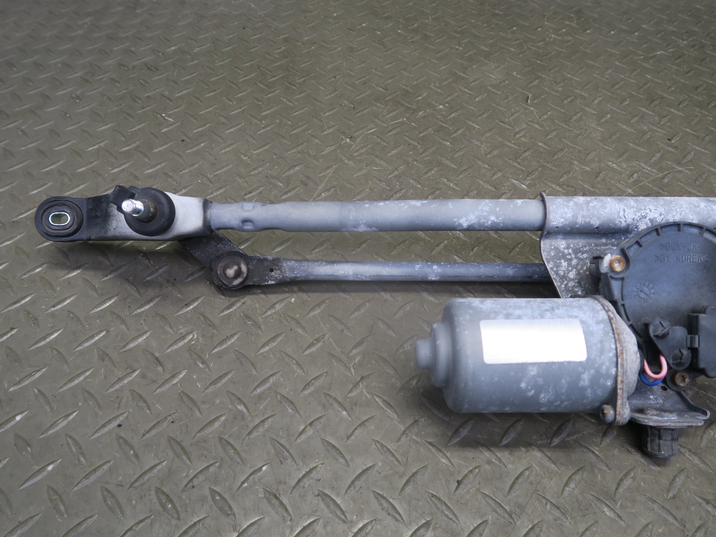 07-10 Jeep Wrangler JK Windshield Wiper Transmission  Linkage w Motor OEM