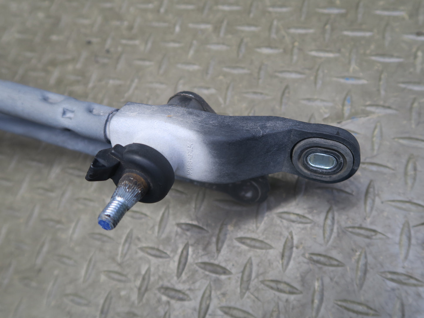 07-10 Jeep Wrangler JK Windshield Wiper Transmission  Linkage w Motor OEM