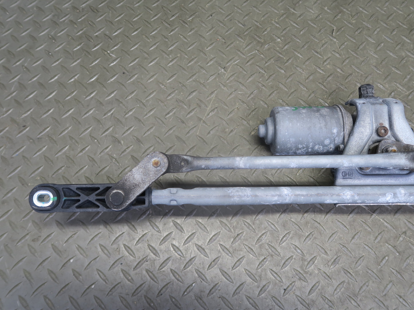 07-10 Jeep Wrangler JK Windshield Wiper Transmission  Linkage w Motor OEM