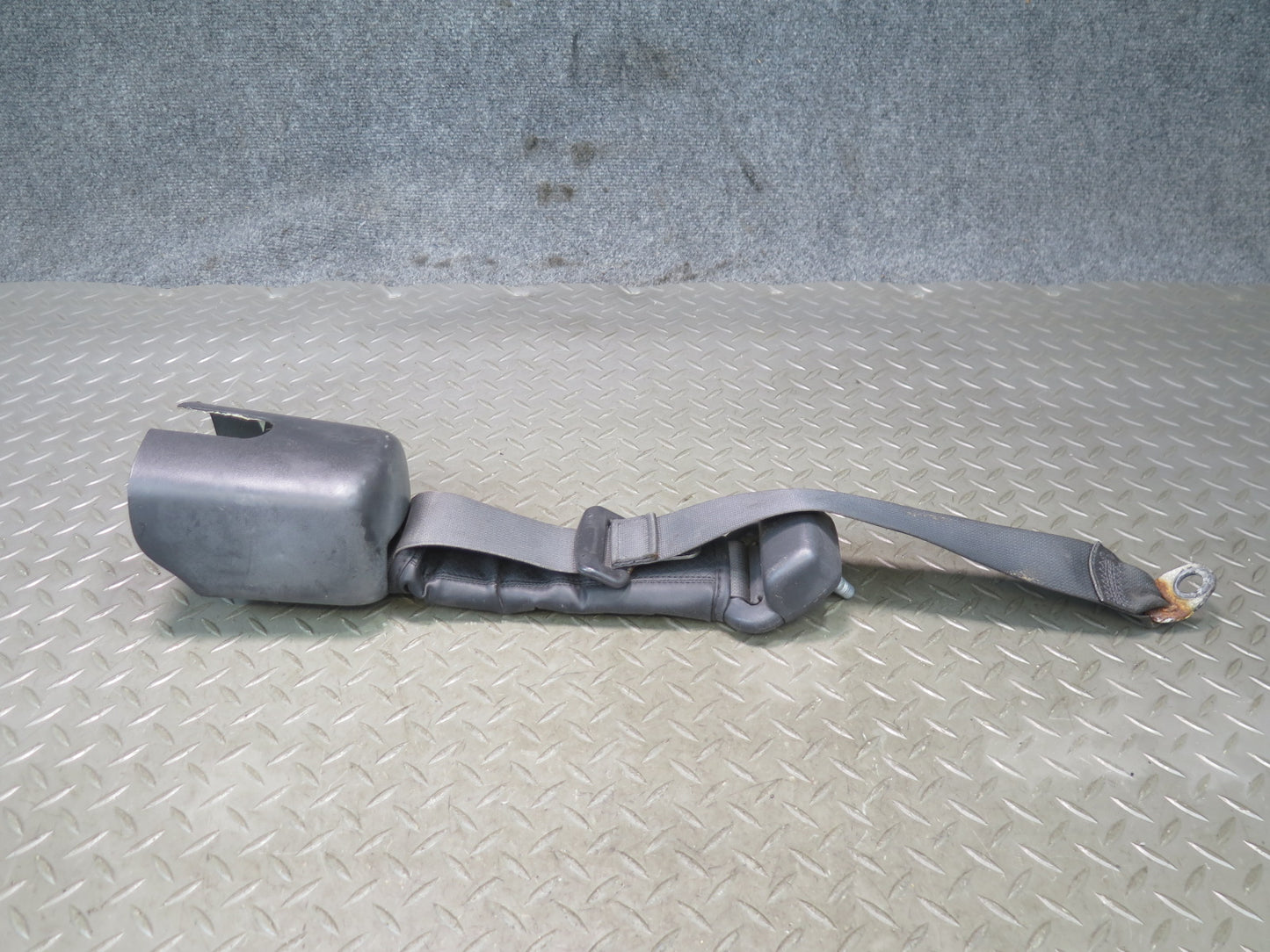 07-10 JEEP WRANGLER RUBICON JK REAR LEFT AND RIGHT SEAT BELTS OEM