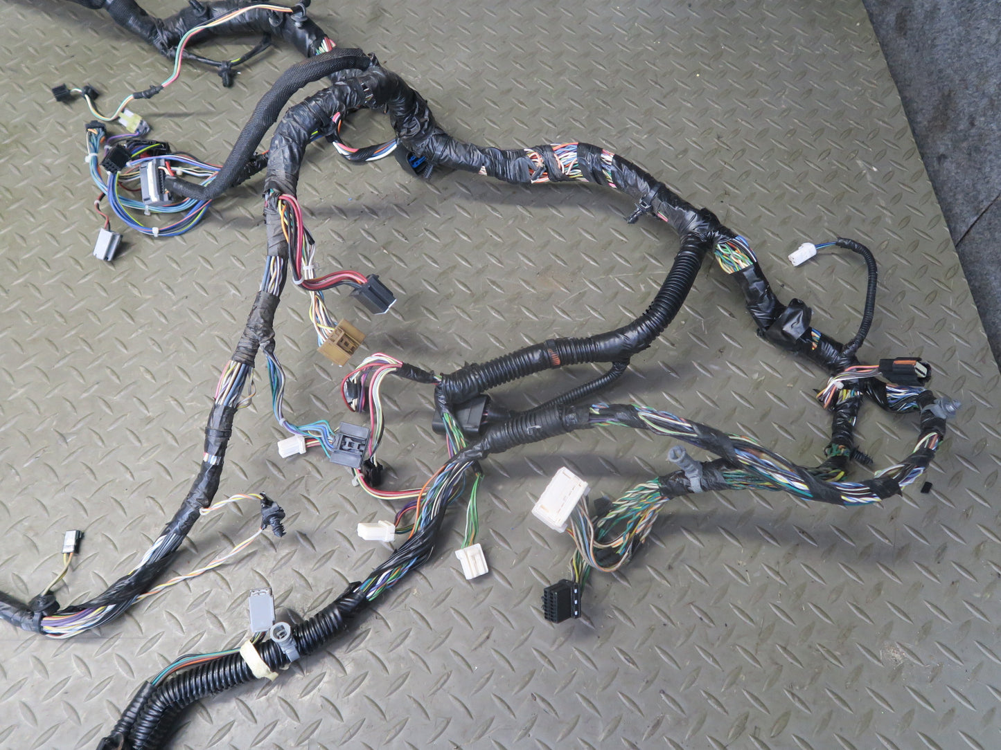 07-08 Jeep Wrangler JK Instrument Panel Under Dash Wire Wiring Harness OEM