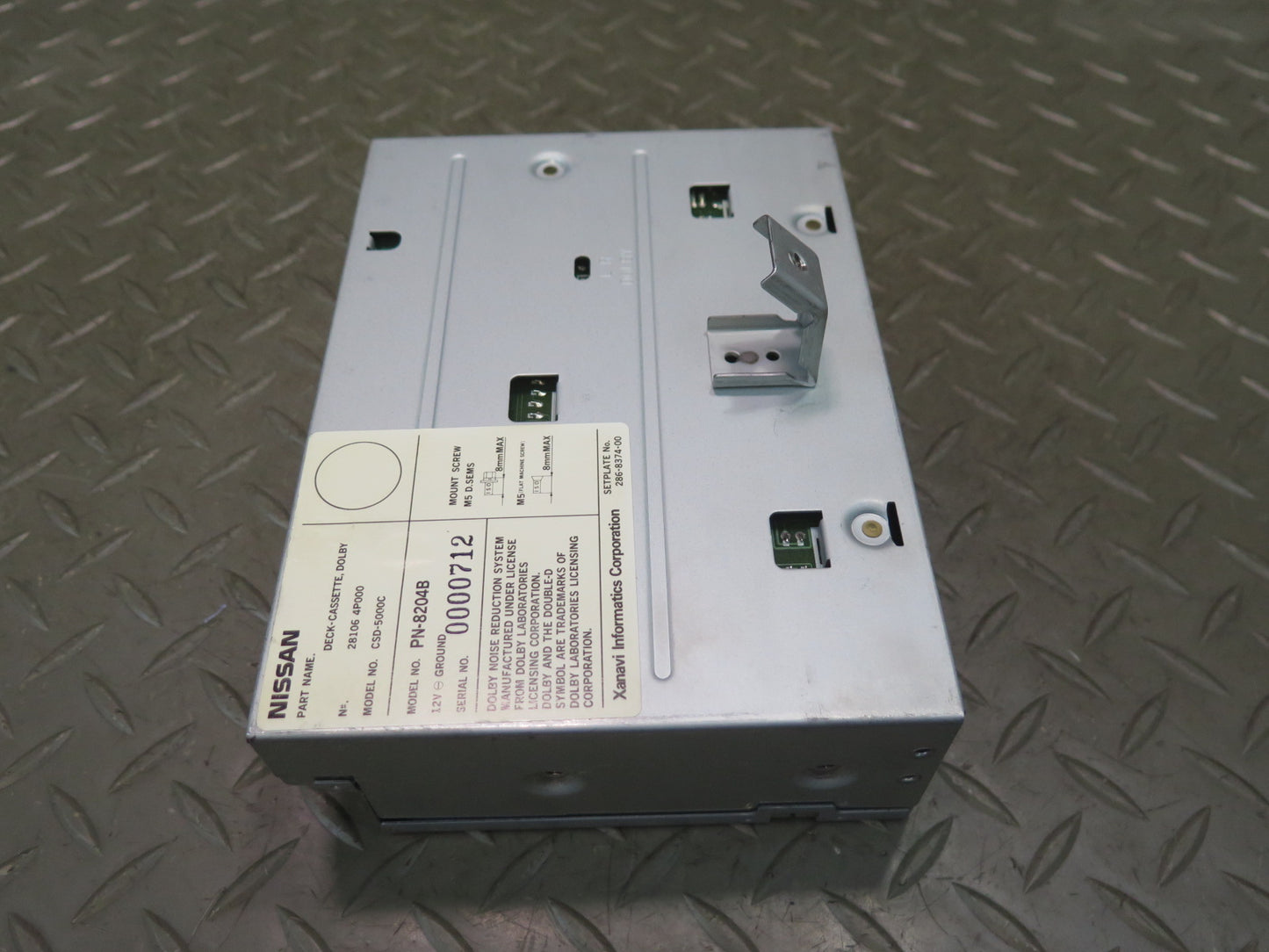 95-97 Nissan Gloria HY33 Radio Cassete Deck Player Unit 28106-4P000 OEM
