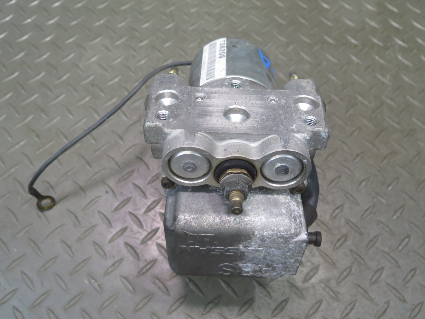 95-97 Nissan Gloria HY33 VQ30DET RWD Anti Lock Brake ABS Pump Module OEM