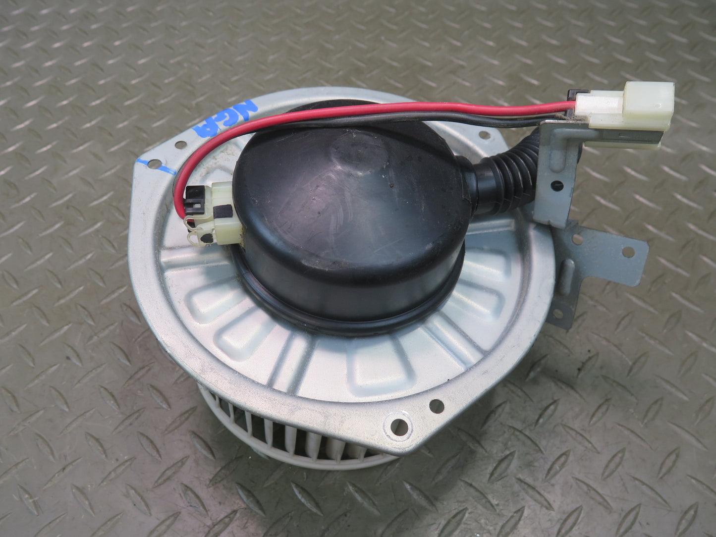 95-97 Nissan Gloria Cedric HY33 Heater Hvac Blower Motor Fan OEM