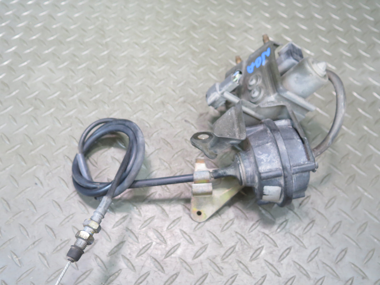 95-97 Nissan Gloria Cedric HY33 VIP Cruise Control Servo w Cable Assembly OEM