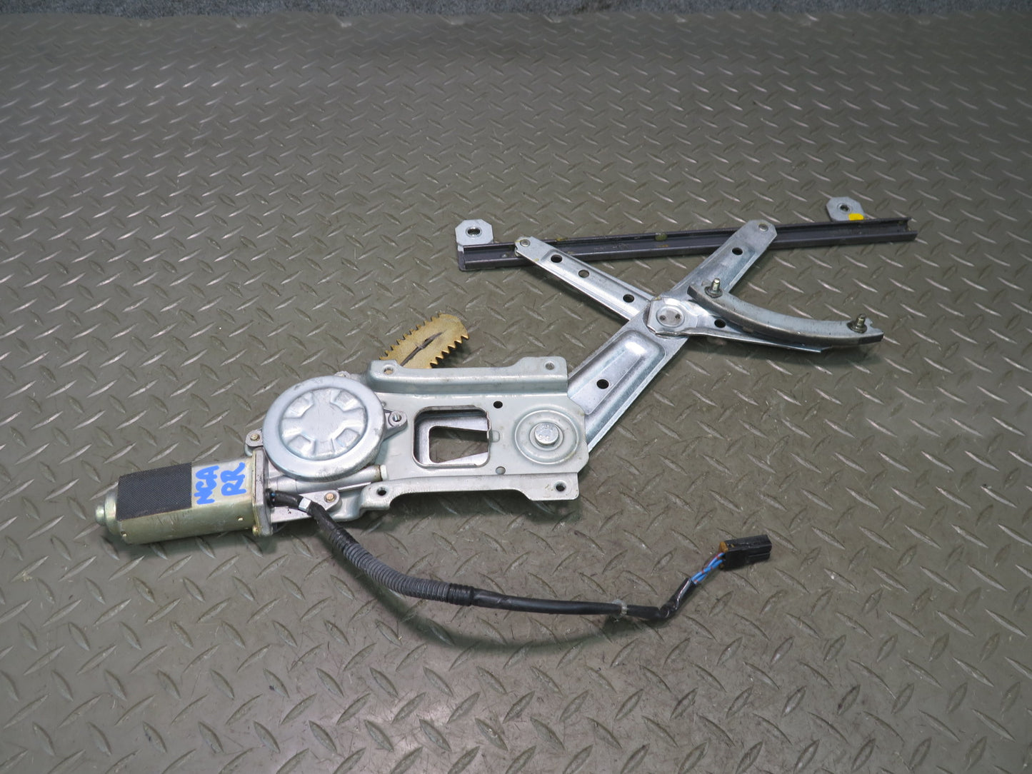 95-96 Nissan Gloria Cedric HY33 Rear Right Door Window Regulator w Motor OEM