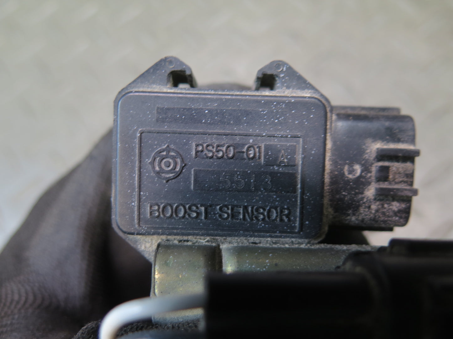 95-97 Nissan Gloria HY33 VQ30DET Turbo Boost Control Sensor w Valve OEM