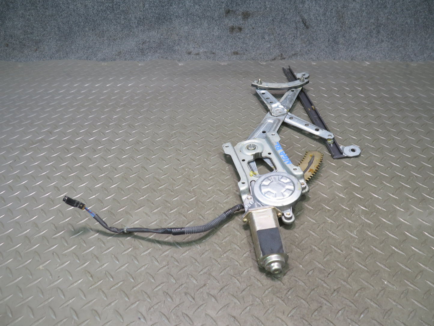 95-97 Nissan Gloria Cedric HY33 Rear Left Door Window Regulator w Motor OEM