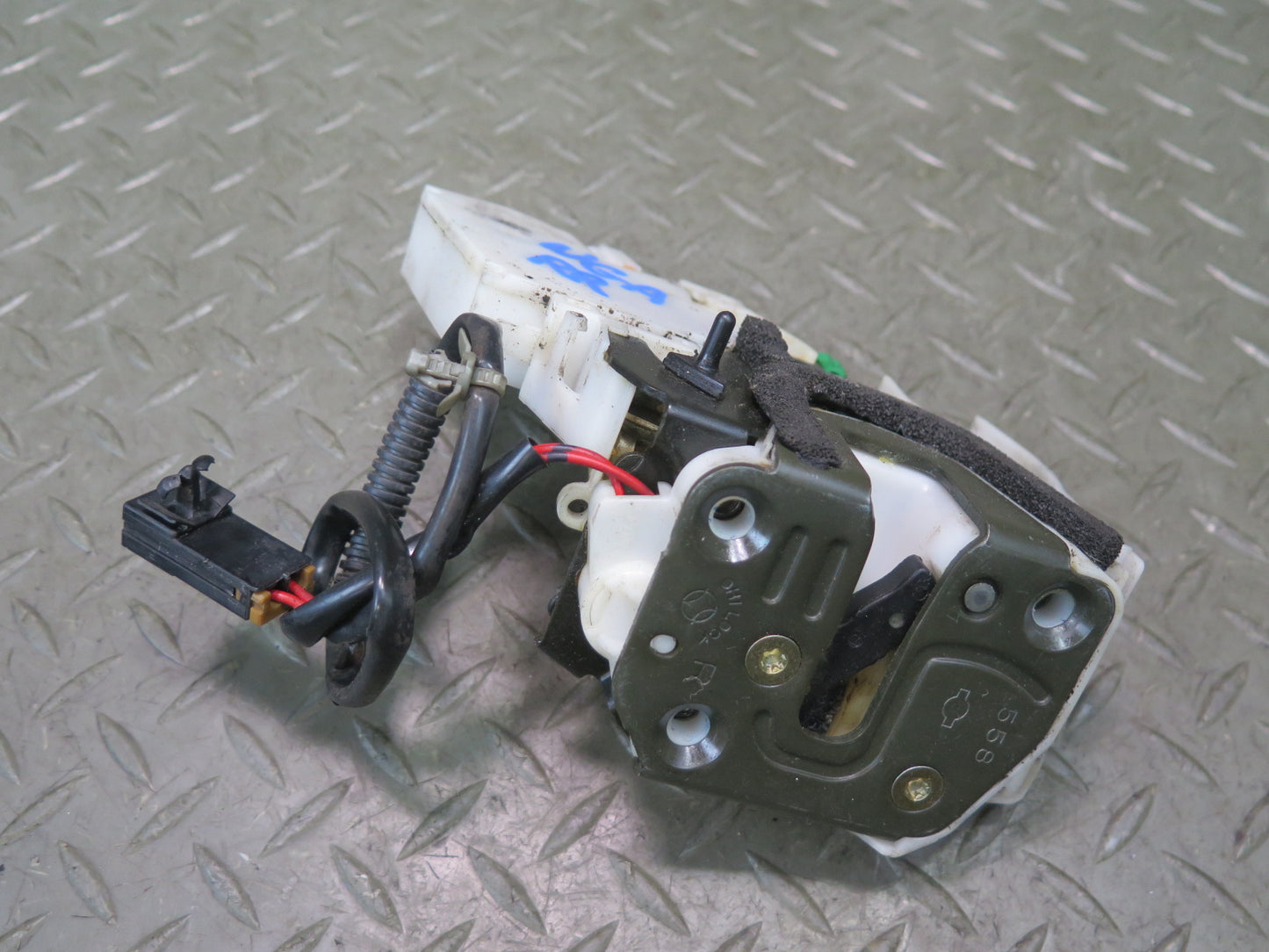 95-97 Nissan Gloria Cedric HY33 Rear Right Door Lock Latch Actuator OEM