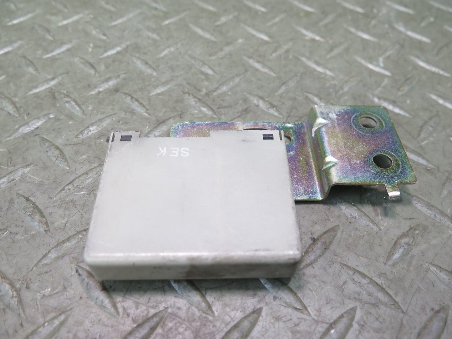 95-97 Nissan Gloria Cedric HY33 Central Door Locking Control Module OEM