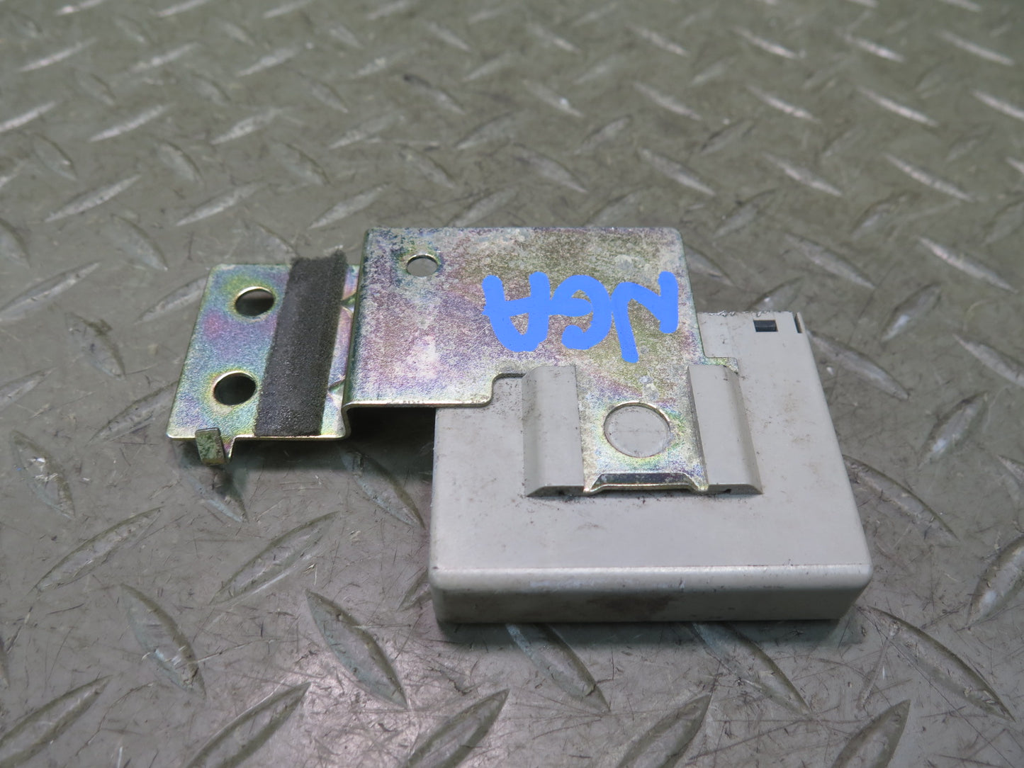 95-97 Nissan Gloria Cedric HY33 Central Door Locking Control Module OEM