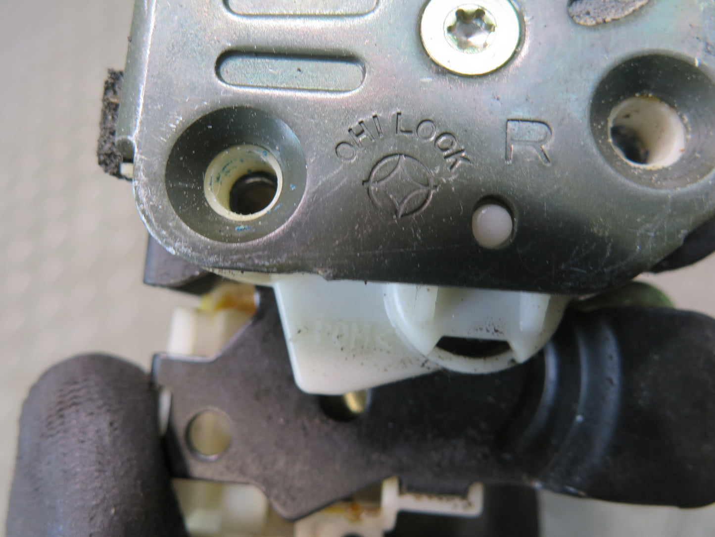95-97 Nissan Gloria Cedric HY33 Front Right Door Lock Latch Actuator OEM