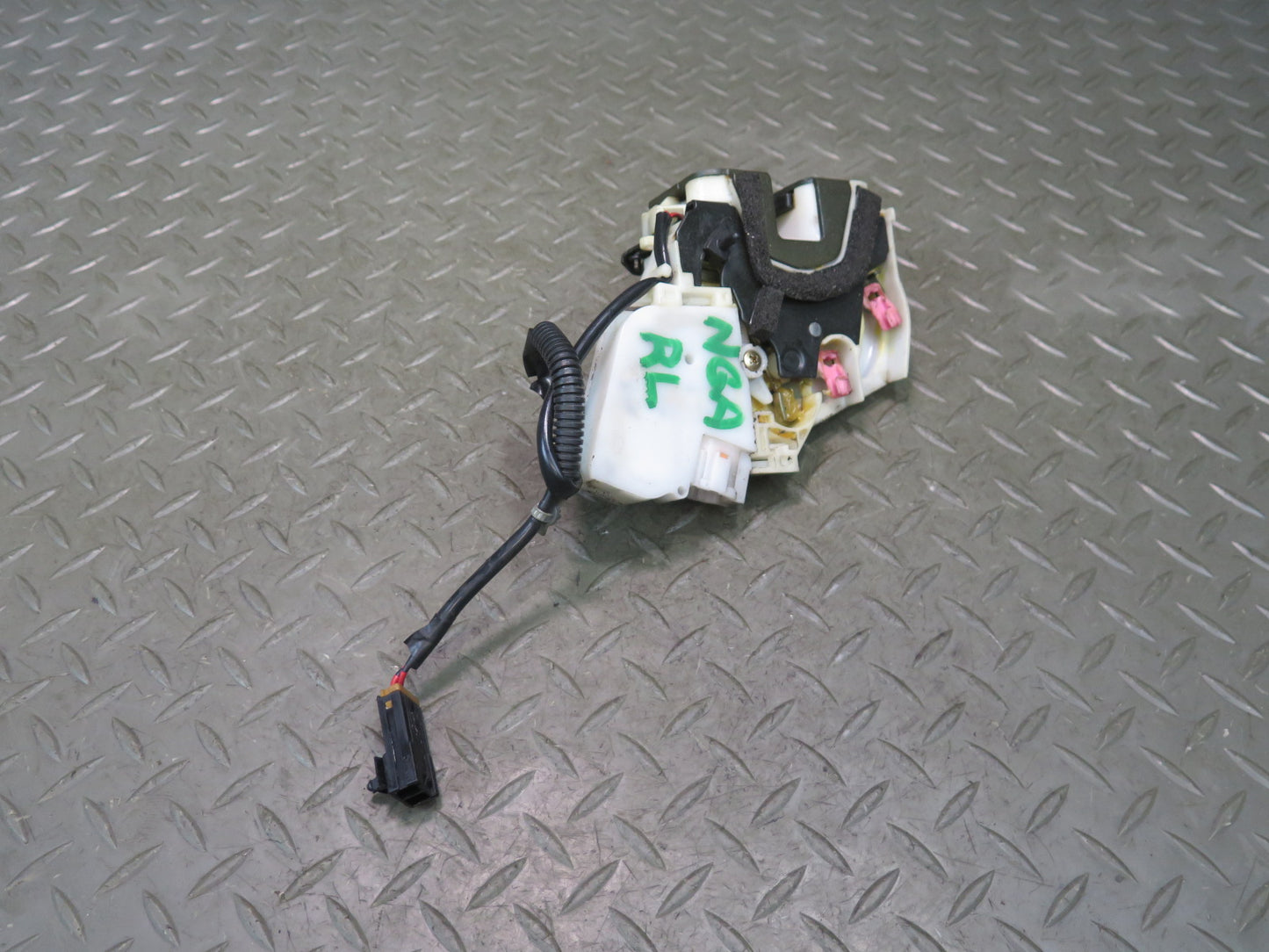 95-97 Nissan Gloria Cedric HY33 Rear Left Door Lock Latch Actuator OEM