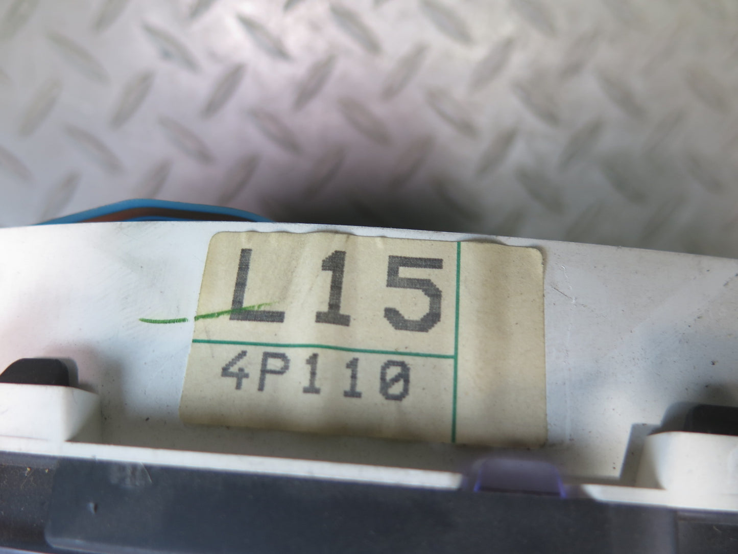 95-97 Nissan Gloria HY33 VQ30DET A/T Speedometer Instrument Cluster Gauge OEM